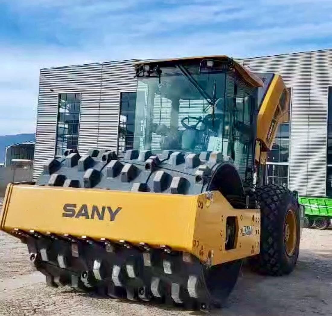 Vibrocompactador SANY listo para entrega